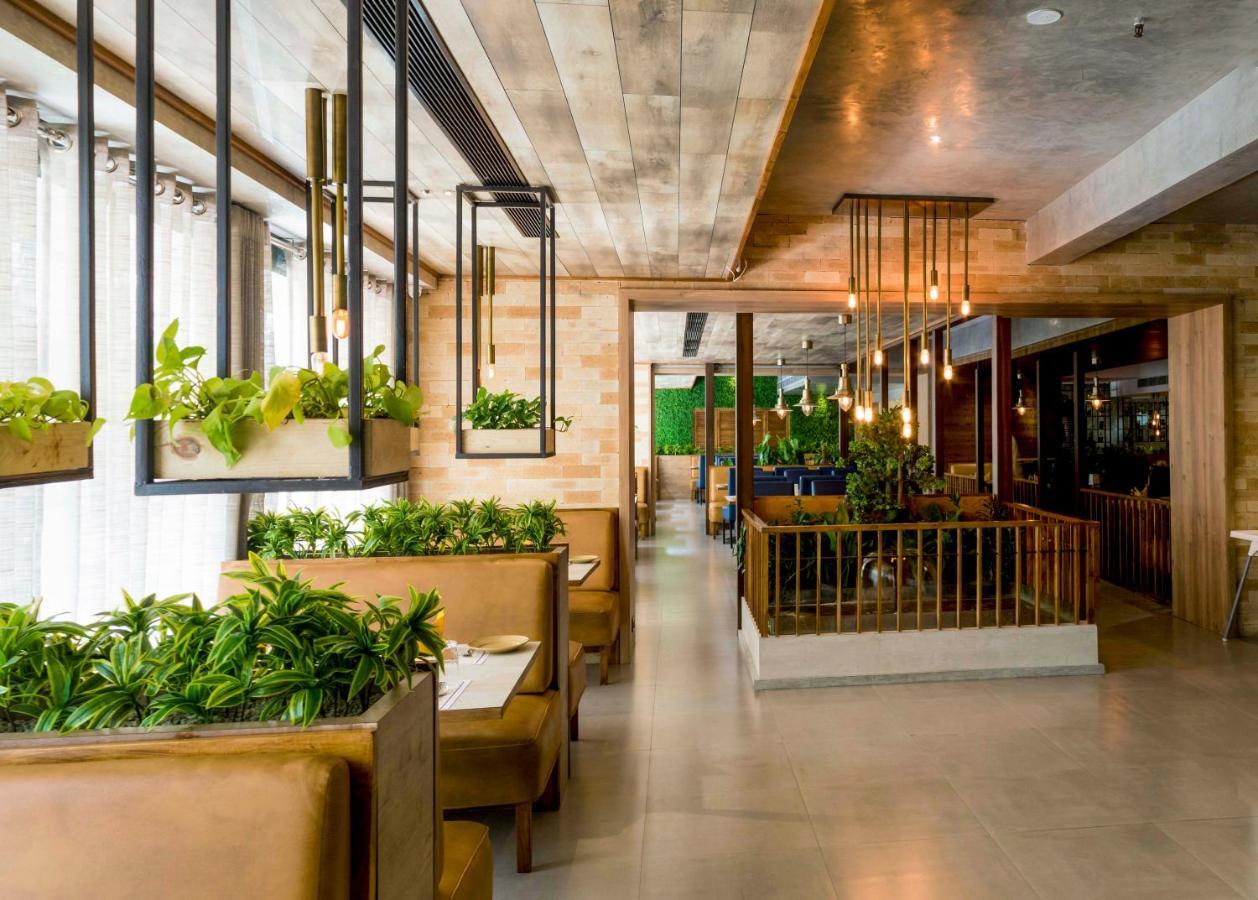 Hotel Kinara Grand Хайдарабад Экстерьер фото